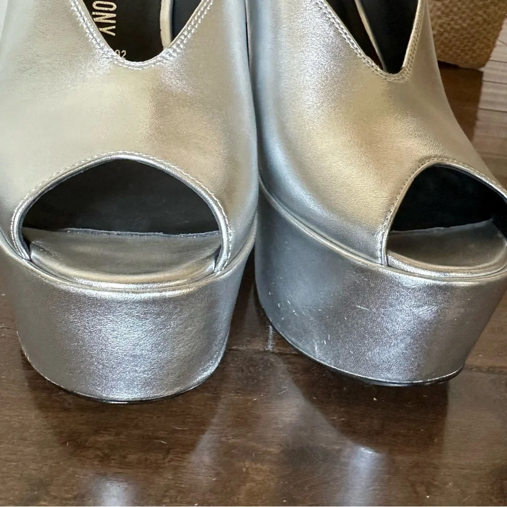 OPENING CEREMONY Silver Platform Slingback Heels🌸